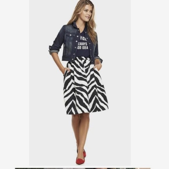 Express Dresses & Skirts - EXPRESS Zebra Print Midi Skirt with pockets
